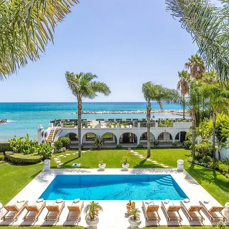 Frontline Villa El Martinete with Picasso Pool-3